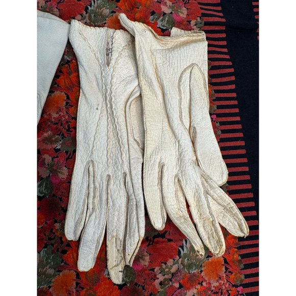 6 pr Vintage Gloves 50s to 70s White Leather With Flaws - Picture 9 of 14